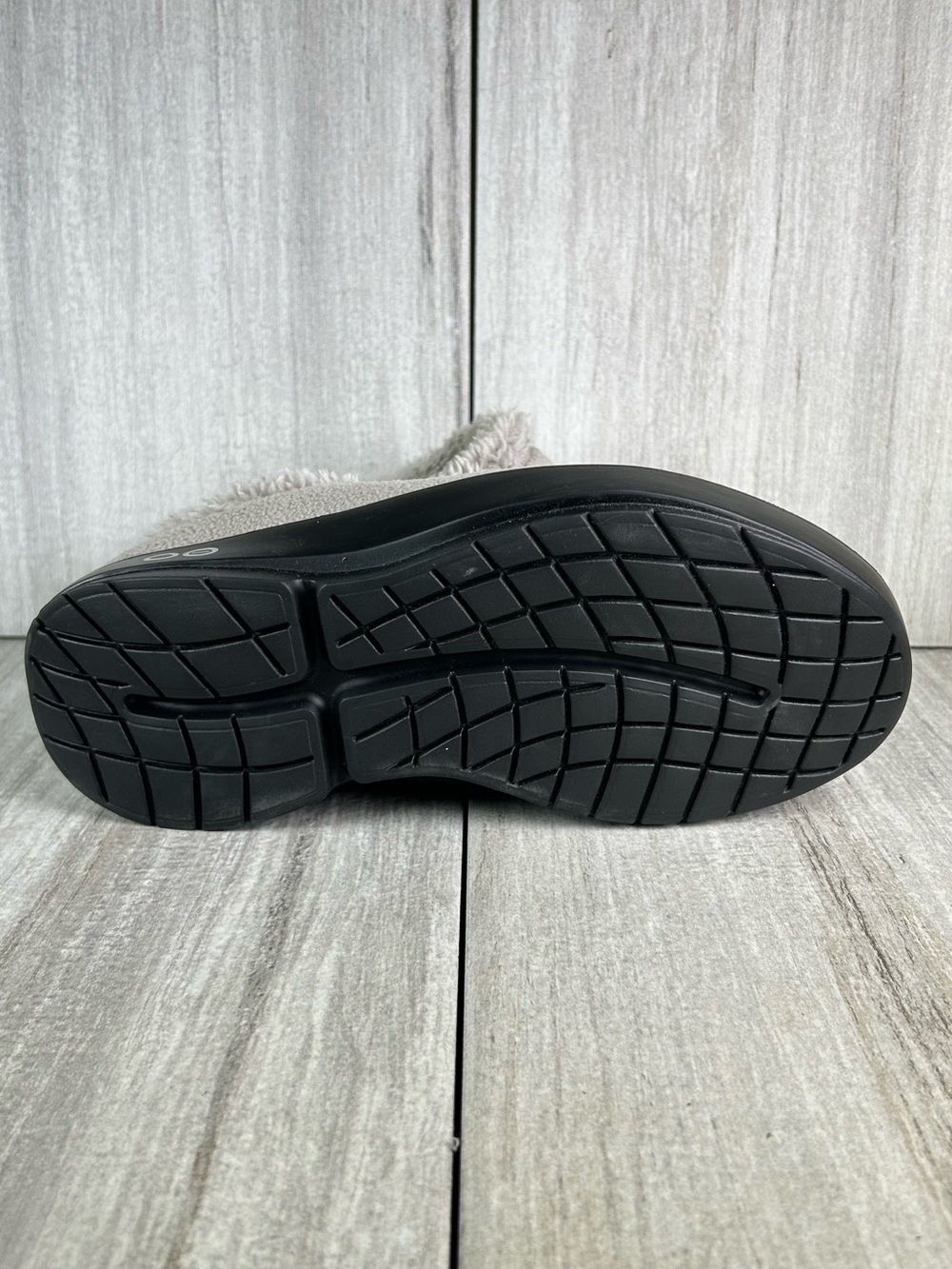 WORN 1X OOFOS OOcoozie Slip-On Clog in Light Gray with Black Sole Men's Size 9 - Picture 9 of 11